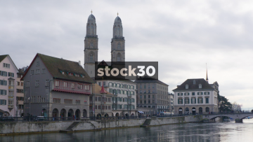 Limmat River And Grossmünster Church In Zürich, Switzerland